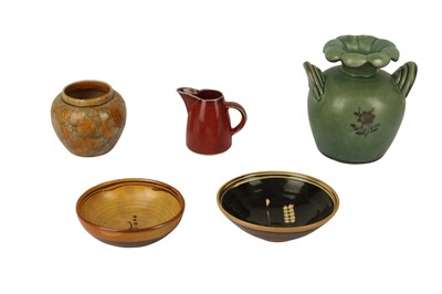 Lot 397 - SIDNEY TUSTIN (BRITISH, 1913-2005) AND CHARLIE TUSTIN (1922-1996) FOR WINCHCOMBE POTTERY