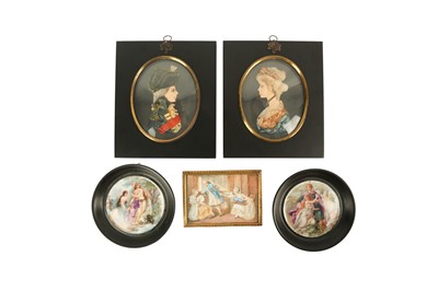 Lot 292 - A PAIR OF WAX PORTRAIT MINIATURES IN PROFILE DEPICTING LORD HORATIO NELSON AND LADY HAMILTON