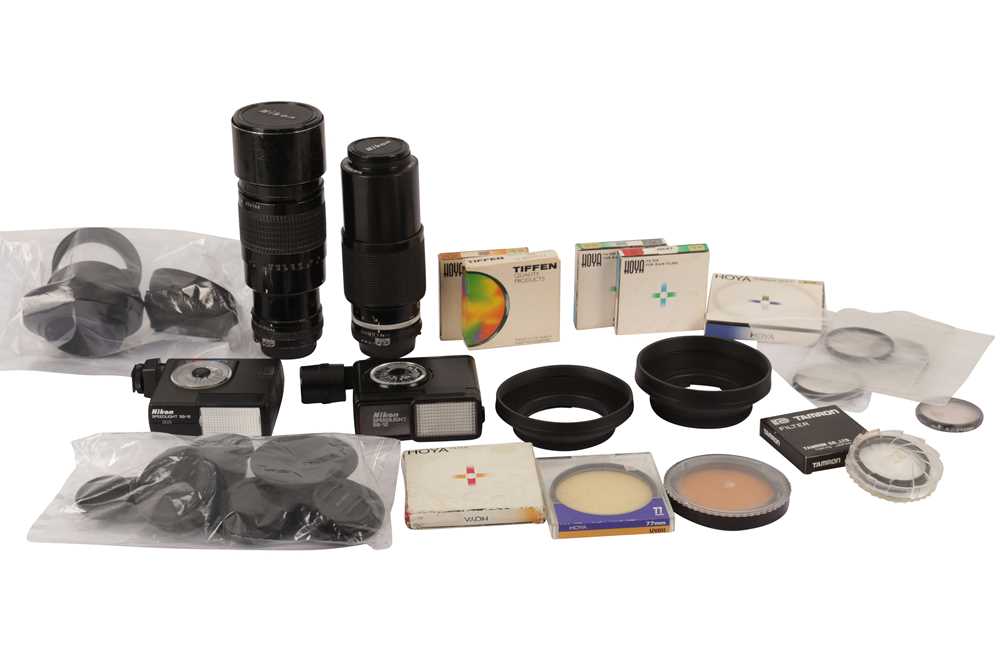 Lot 118 - A Pair of Nikon Telephoto Lenses & Accessories