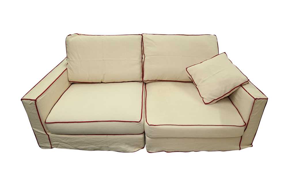 Lot 492 - A CONTEMPORARY ROCHE BOBOIS LONG ISLAND THREE SEATER SOFA