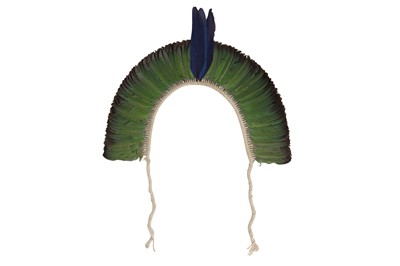 Lot 553 - A 20TH CENTURY BRAZILIAN TRIBAL FEATHER HEADDRESS, PROBABLY THE JURUNA OR KAYAPO TRIBES