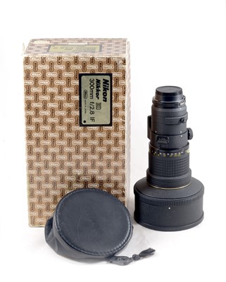 Lot 119 - Nikkor * ED IF 300mm f2.8 Ai-s Telephoto Lens