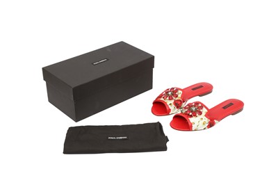 Lot 28 - Dolce & Gabbana Red Bianca Floral Embellished Slider - Size 38