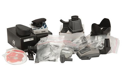 Lot 63 - A Selection of Hasselblad H Series Accessories