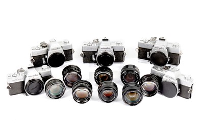 Lot 299 - A Large Collection of Minolta SLR Cameras and lenses