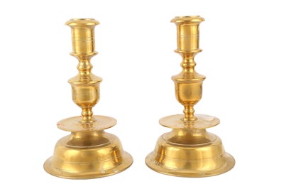 Lot 195 - A PAIR OF LARGE 17TH CENTURY STYLE HEEMSKERK DUTCH BRASS CANDLESTICKS
