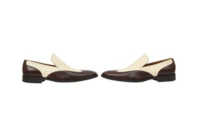 Lot 285 - Gucci Men's Cream Two Tone Loafer - Size 42.5