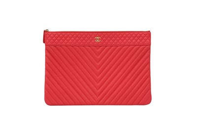 Lot 5 - Chanel Cherry Red Chevron Large O Case Pouch