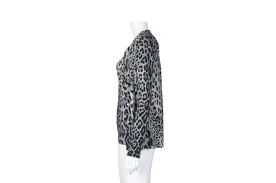 Lot 116 - Dolce & Gabbana Grey Leopard Knit Twin Set - Size 40