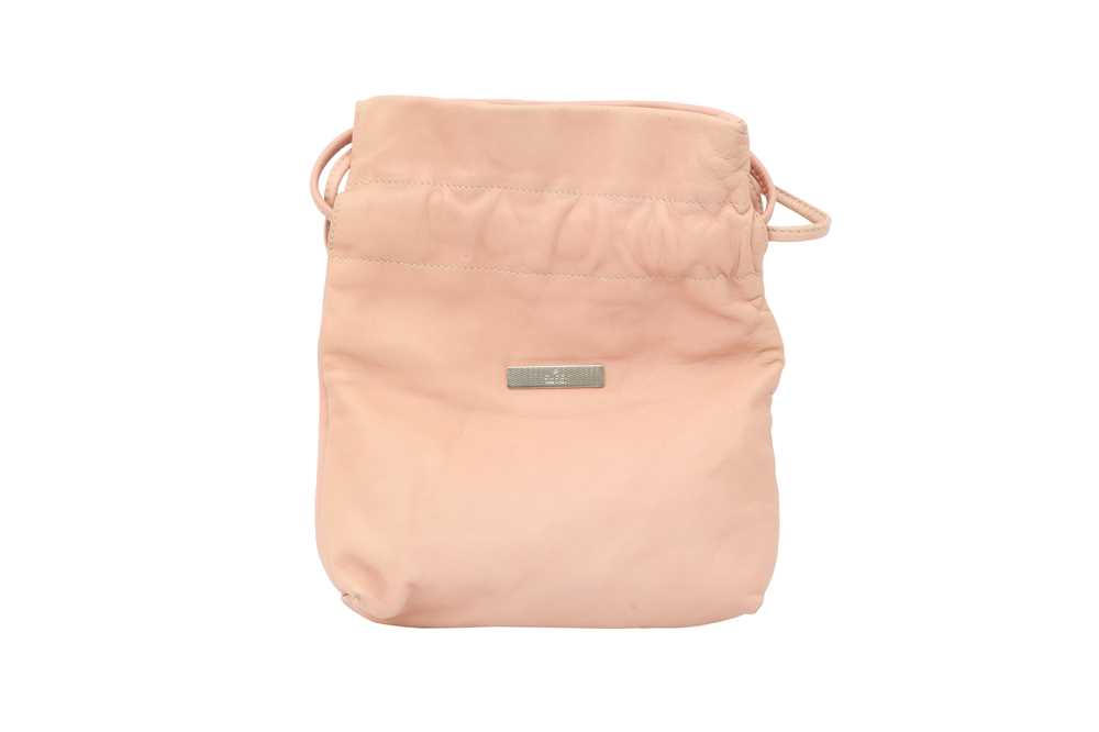 Lot 27 - Gucci Pink Drawstring Pouch