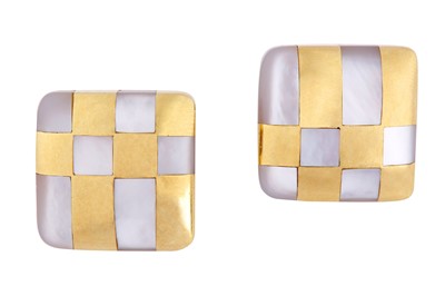 Lot 200 - λ Angela Cummings for Tiffany l A pair of mother-of-pearl earrings, 1982