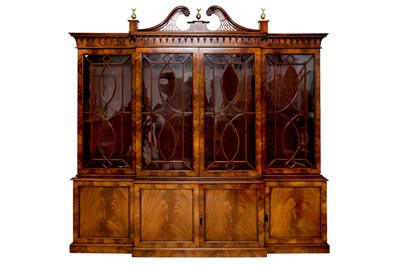 Lot 33 - A LARGE GEORGE III STYLE FLAME MAHOGANY BREAKFRONT BOOKCASE, LATE 20TH CENTURY