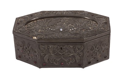 Lot 500 - AN ARTS AND CRAFTS OCTAGONAL PEWTER JEWELLERY BOX, LATE 19TH CENTURY