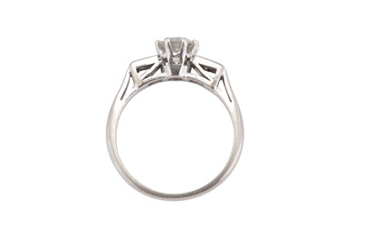 Lot 61 - A diamond three stone ring