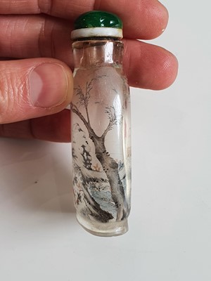 Lot 203 - A CHINESE INSIDE-PAINTED 'CRICKETS' SNUFF BOTTLE.