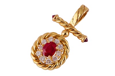 Lot 98 - A ruby and diamond cluster pendant
