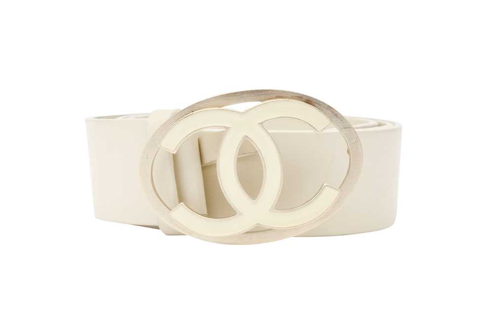 Lot 374 - Chanel Cream CC Logo Buckle Belt - Size 90