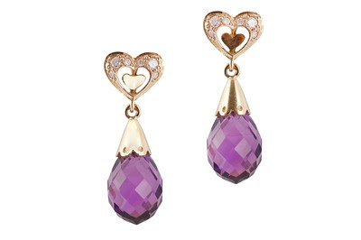 Lot 151 - A pair of amethyst and diamond pendent earrings