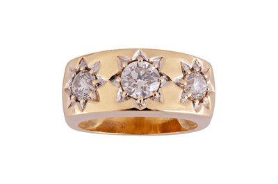 Lot 168 - A diamond three stone ring