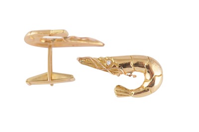 Lot 173 - A pair of shrimp cufflinks