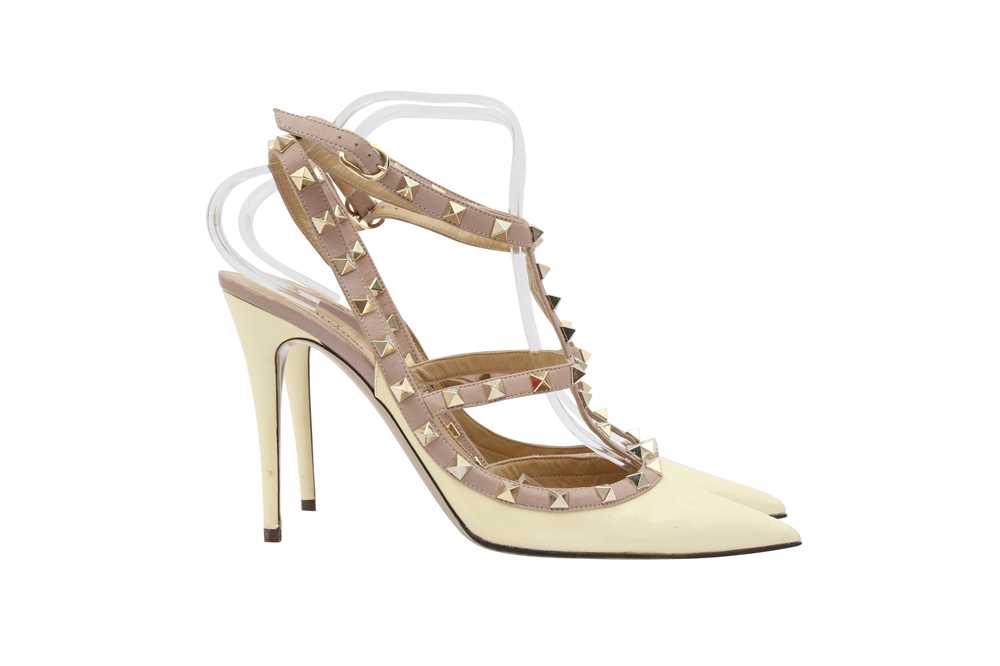 Lot 378 - Valentino Cream Rockstud Caged Heeled Pump - Size 41