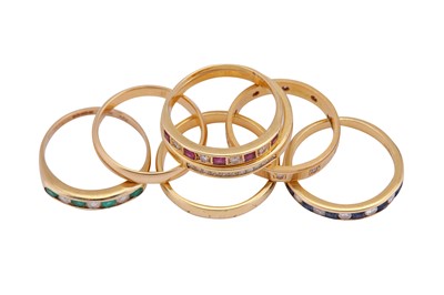 Lot 304 - A GROUP OF SEVEN RINGS