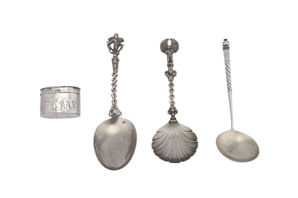 Lot 183 - AN EARLY 20TH CENTURY DUTCH SILVER SPOON, SCHOONHOVEN 1904, IMPORT MARKS FOR CHESTER 1904 BY SAMUEL BOYCE LANDECK