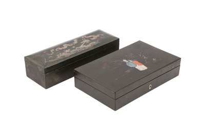Lot 302 - A CHINESE FUJIANESE LACQUER 'DRAGON' BOX AND A 'SCHOLAR' BOX.