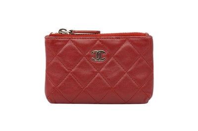 Lot 16 - Chanel Deep Red Small Quilted Zip Wallet