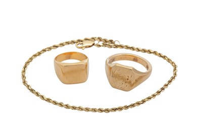 Lot 7 - A COLLECTION OF GOLD JEWELLERY