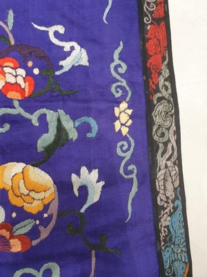 Lot 605 - A GROUP OF CHINESE TEXTILES.
