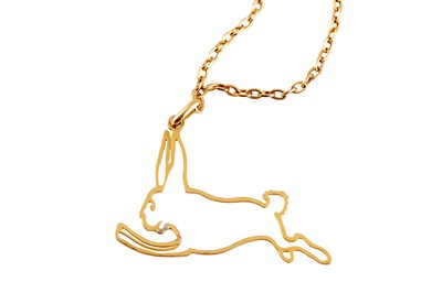 Lot 268 - A NOVELTY OPENWORK PENDANT IN THE FORM OF A RABBIT