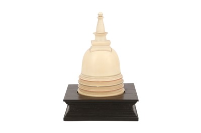 Lot 408 - λ A SINHALESE IVORY BUDDHIST RELIQUARY CONTAINER