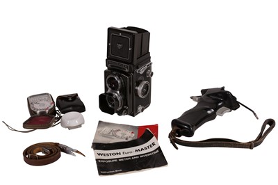 Lot 303 - A Black Rolleiflex T TLR Camera