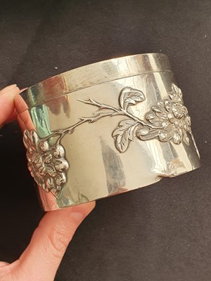 Lot 721 - A CHINESE EXPORT SILVER BOWL.