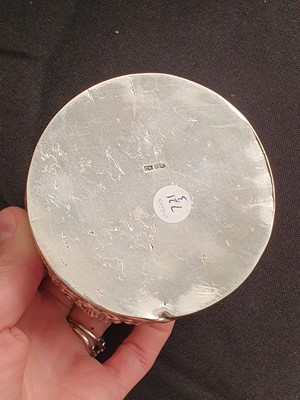 Lot 721 - A CHINESE EXPORT SILVER BOWL.