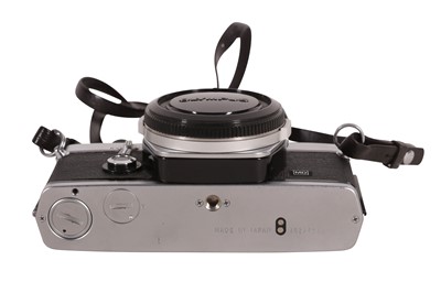 Lot 536 - A Olympus OM1 SLR Camera Outfit