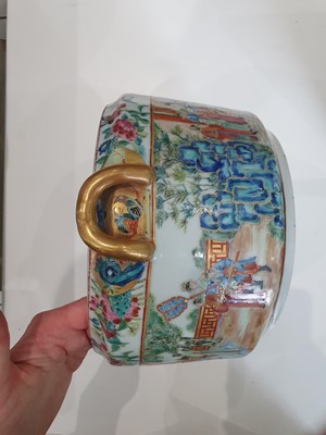 Lot 633 - A CHINESE FAMILLE ROSE FOOD WARMER, COVER AND LINER.