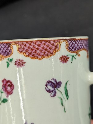 Lot 226 - A CHINESE EXPORT FAMILLE-ROSE TANKARD