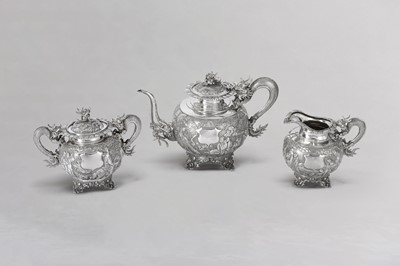Lot 266 - λ A FINE CHINESE EXPORT SILVER THREE-PIECE TEA SERVICE.
