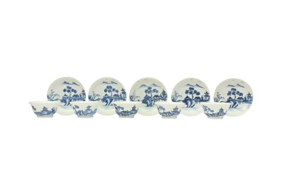 Lot 686 - A SET OF CHINESE BLUE AND WHITE TEA BOWLS AND SAUCERS.