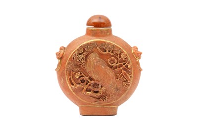 Lot 349 - A LARGE CHINESE ‘MOON FLASK’ SNUFF BOTTLE.