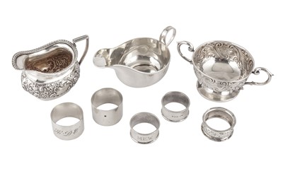 Lot 127 - A MIXED GROUP OF STERLING SILVER