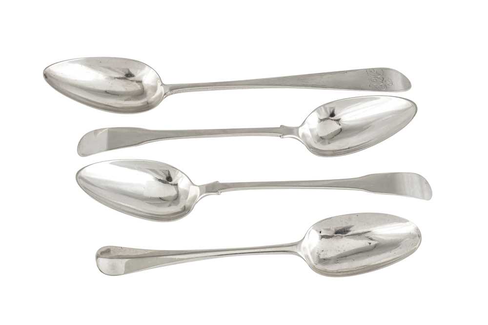 Lot 11 - A GEORGE I STERLING SILVER TABLESPOON, LONDON 1726 POSSIBLY BY JOHN ALBRIGHT