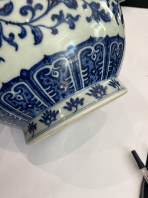 Lot 761 - A CHINESE BLUE AND WHITE AND UNDERGLAZE RED 'DRAGON' VASE.