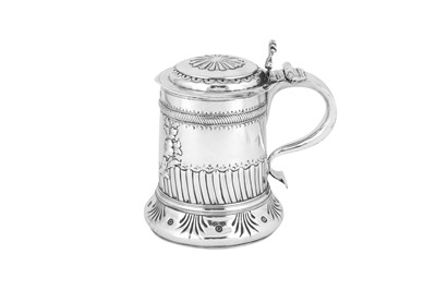 Lot 690 - A Charles II and Victorian sterling silver tankard, London 1683 probably by Alexander Roode, and London 1865 by Robert Harper