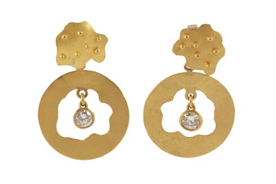 Lot 217 - A pair of diamond pendent earrings