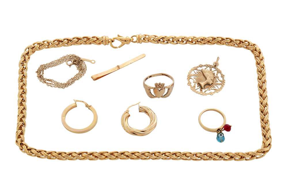 Lot 56 - A GROUP OF JEWELLERY