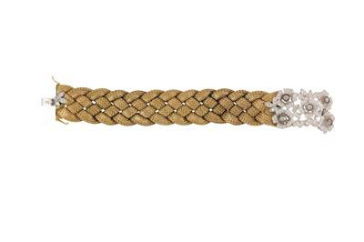 Lot 242 - A diamond bracelet