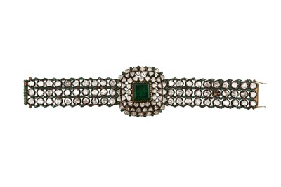 Lot 378 - A MUGHAL-REVIVAL DIAMOND AND EMERALD BRACELET